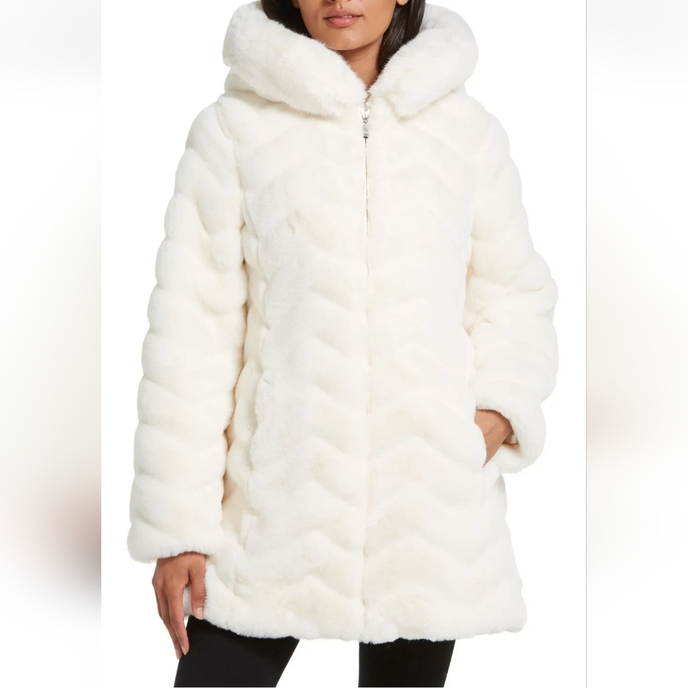 Miss Gallery Chevron Plush Faux Fur Hooded Coat Luxurious Warm & Soft XL